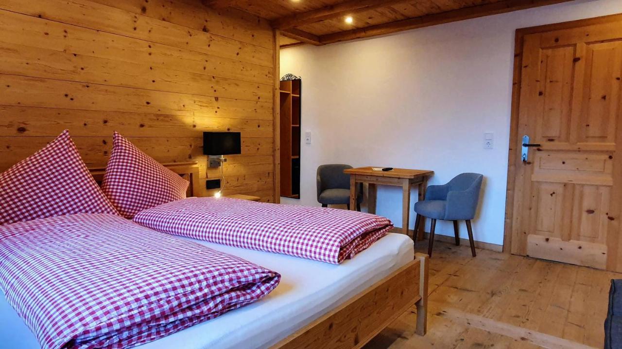 Haus Petra * Bach (Tyrol)