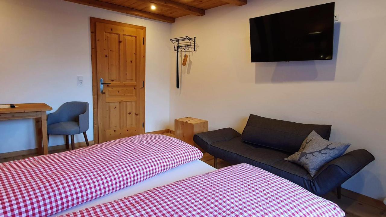 Haus Petra * Bach (Tyrol)