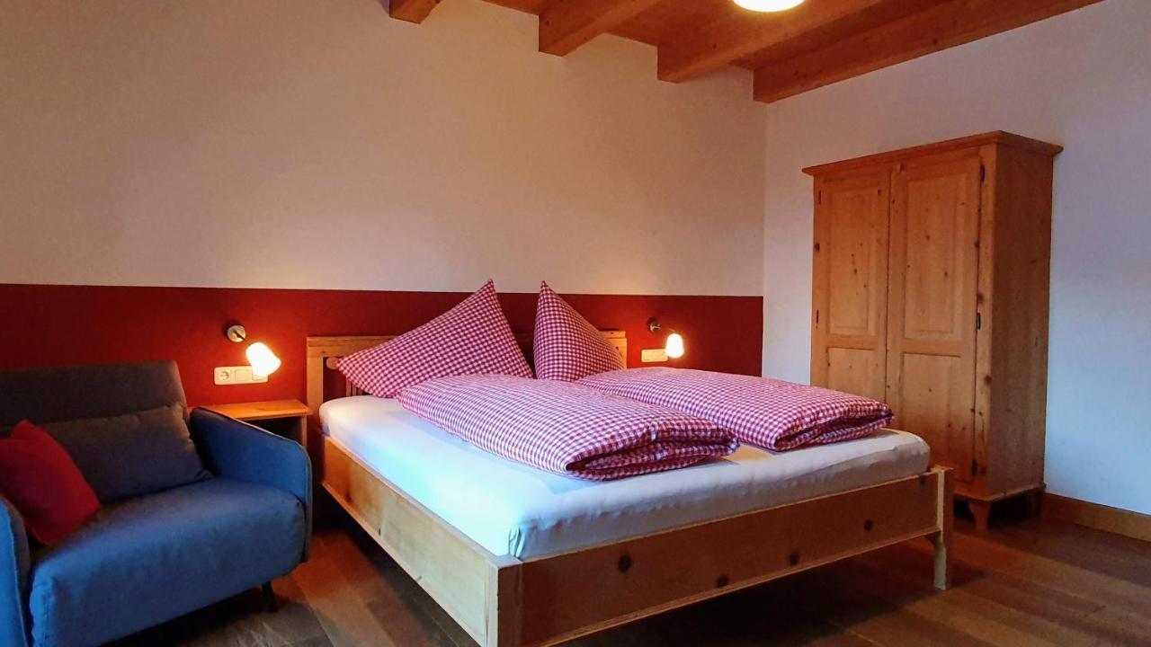 Haus Petra Gasthof Bach (Tyrol)
